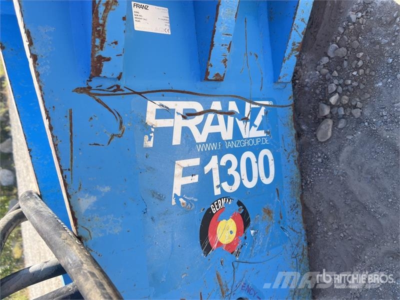 Franz F1300 Marteau Hydraulique Hydraulic Breaker Hamers en brekers