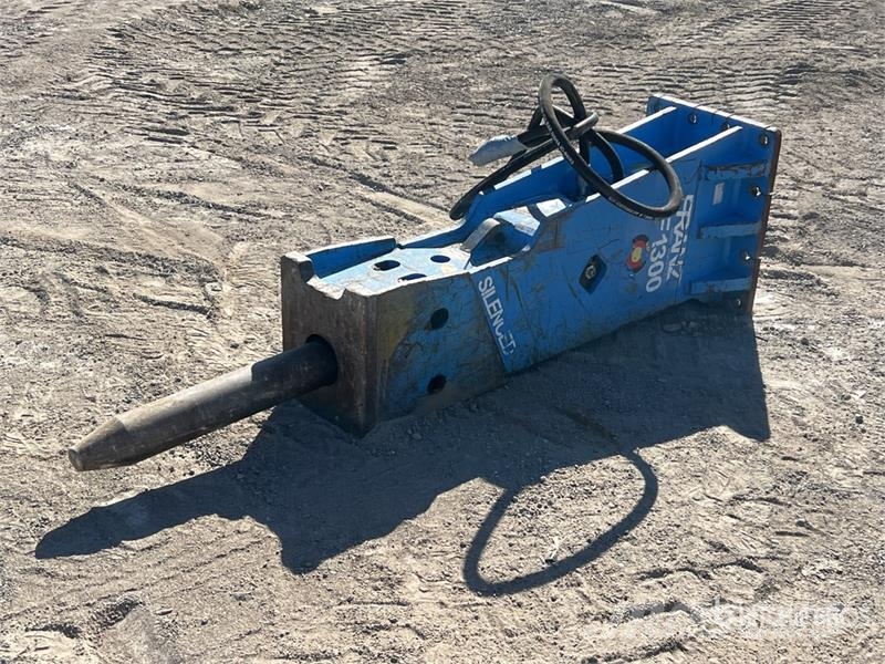 Franz F1300 Marteau Hydraulique Hydraulic Breaker Hamers en brekers