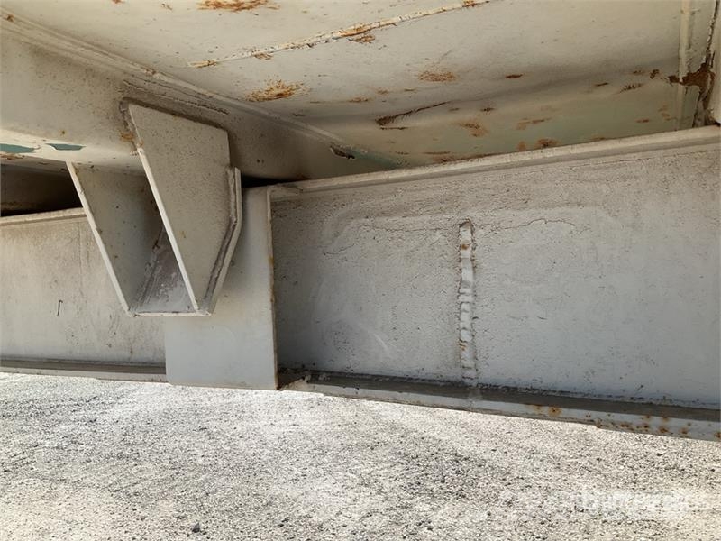 Fruehauf DF33C12NLA T/A Semi-Remorque Benne 2 Essieux End D Remorque benne
