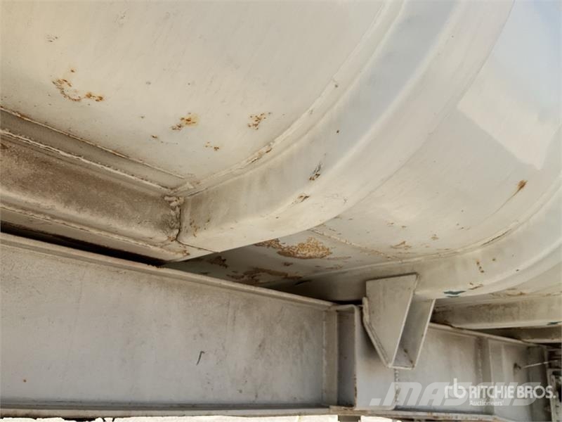 Fruehauf DF33C12NLA T/A Semi-Remorque Benne 2 Essieux End D Remorque benne