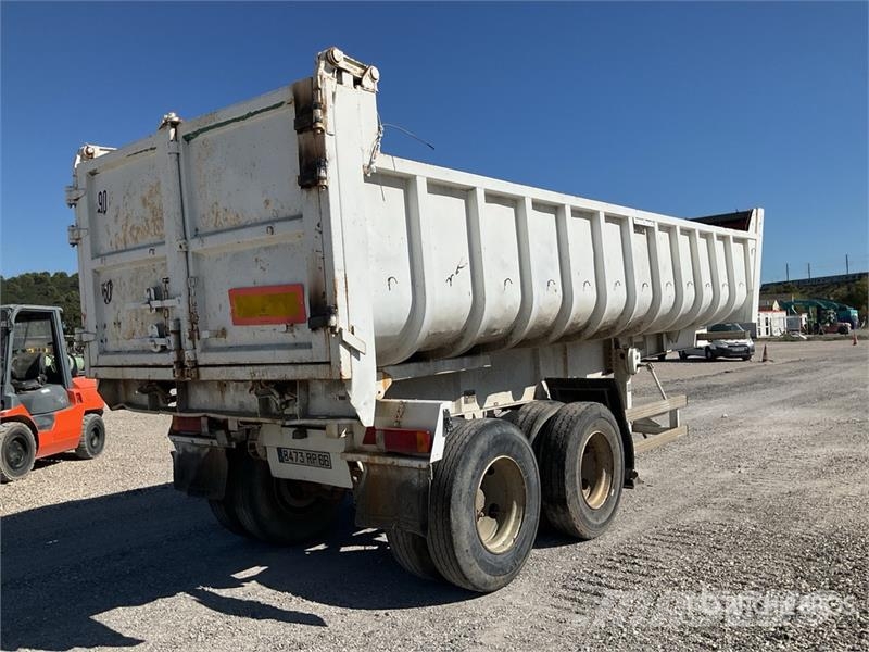 Fruehauf DF33C12NLA T/A Semi-Remorque Benne 2 Essieux End D Remorque benne