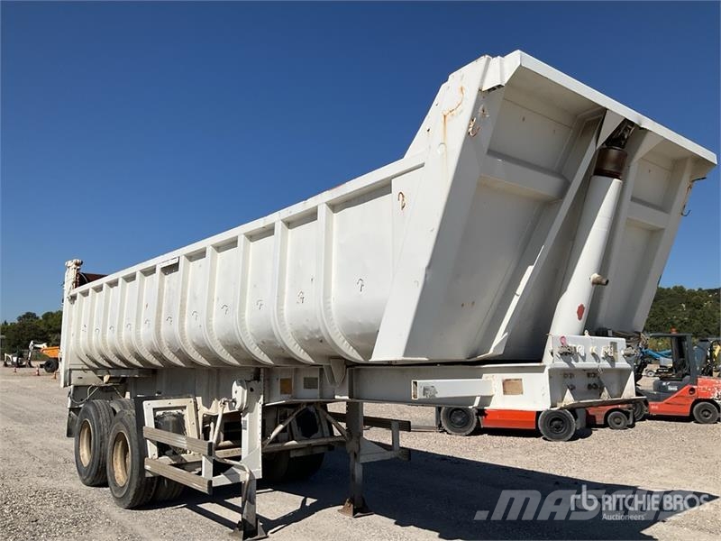 Fruehauf DF33C12NLA T/A Semi-Remorque Benne 2 Essieux End D Remorque benne