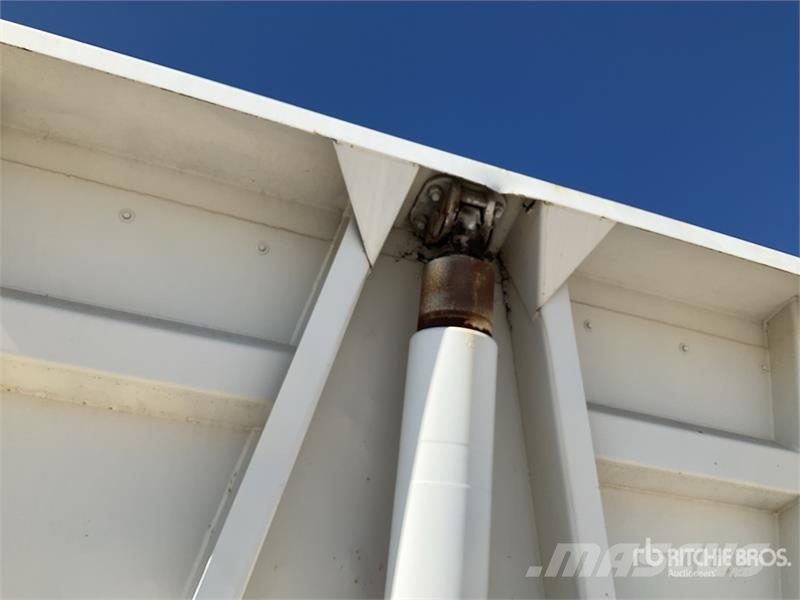 Fruehauf DF33C12NLA T/A Semi-Remorque Benne 2 Essieux End D Remorque benne