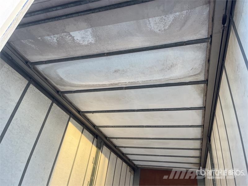 Fruehauf T/A Drawbar Curtain Side Semi-Trailer Andere Anhänger