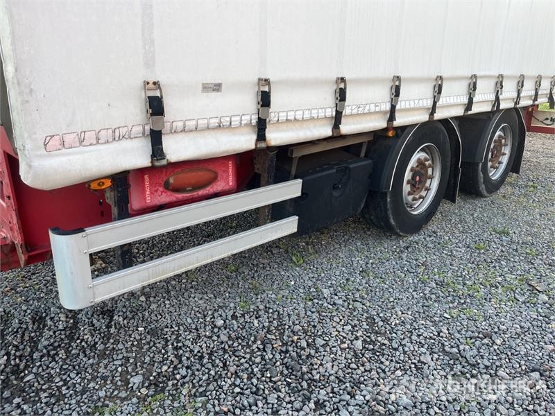Fruehauf T/A Drawbar Curtain Side Semi-Trailer Andere Anhänger
