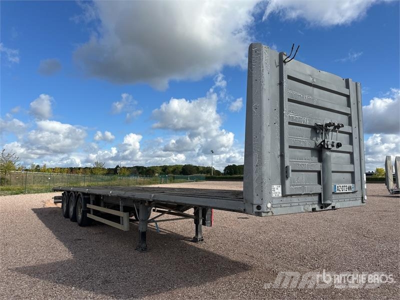 Fruehauf Tx34 13.60 m Tri/A Semi Remorque Plateau 3 Essieux Remorque ridelle