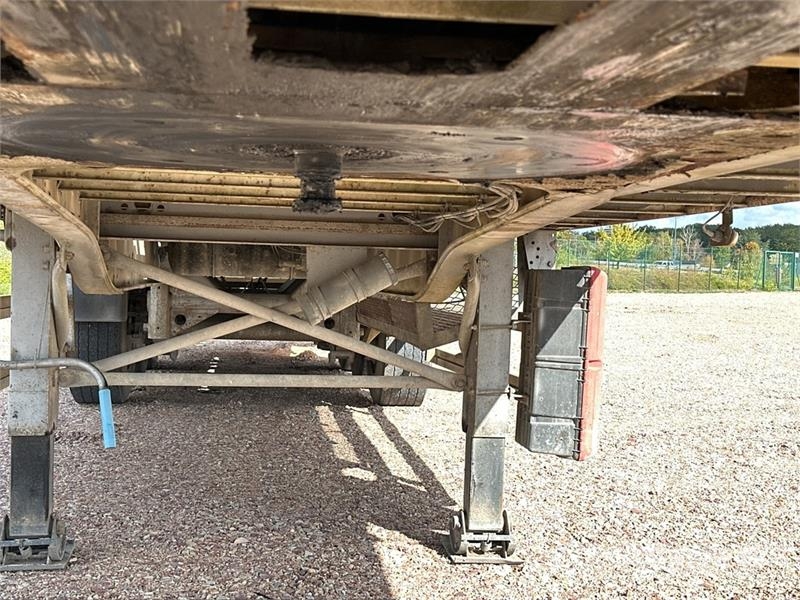 Fruehauf Tx34 13.60 m Tri/A Semi Remorque Plateau 3 Essieux Remorque ridelle