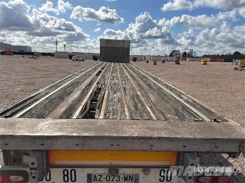 Fruehauf Tx34 13.60 m Tri/A Semi Remorque Plateau 3 Essieux Remorque ridelle