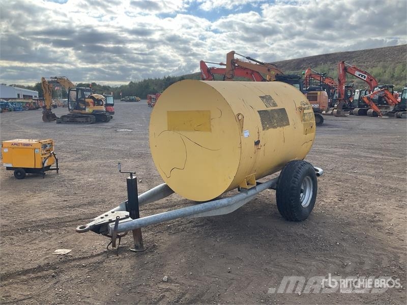 Fuel Proof 2000 L Trailer Mounted Steel Diesel Ta Serbatoi per carburante e additivi