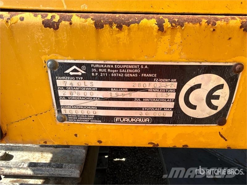 Furukawa 740LS Tracked Excavator Rupsgraafmachines