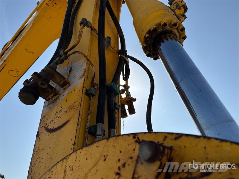 Furukawa 740LS Tracked Excavator Rupsgraafmachines