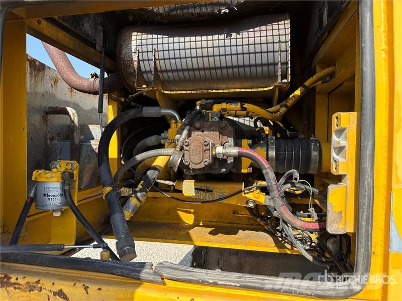 Furukawa 740LS Tracked Excavator Rupsgraafmachines