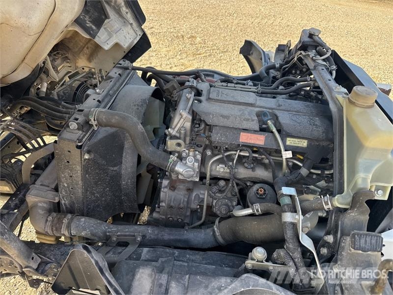 Fuso Canter 3C15 4x2 Camion Benne Dump Truck Savivarčių priekabų vilkikai