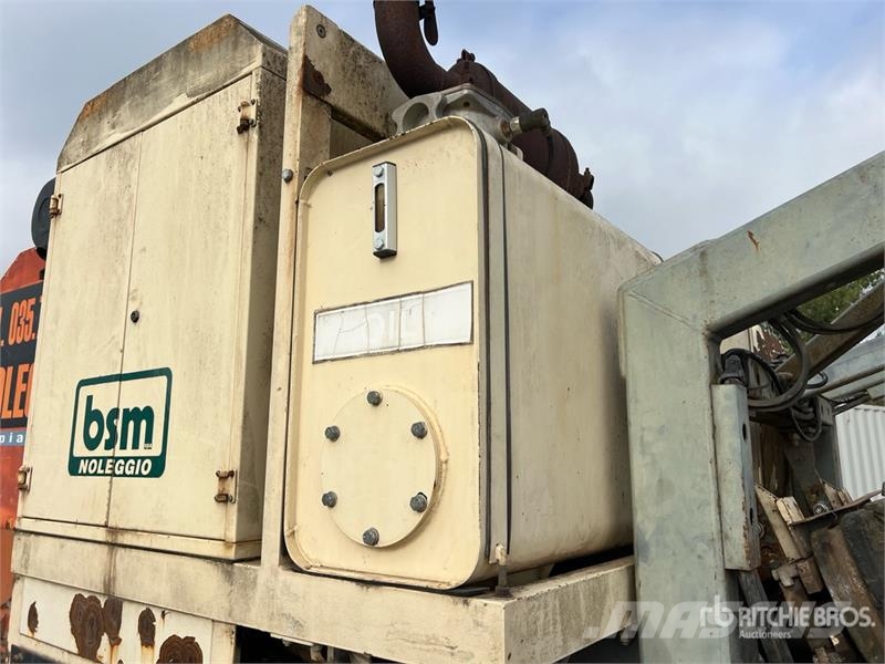 Gasparin Vulcano F800 Tracked Crushing Plant Pièces détachées pour matériel de recyclage et concasseur