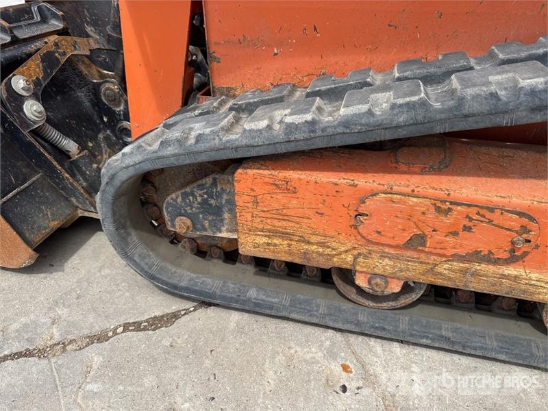 Gehl RT105 Chargeuse Compacte Sur Chenilles Compact Tra Skid steer mini utovarivači
