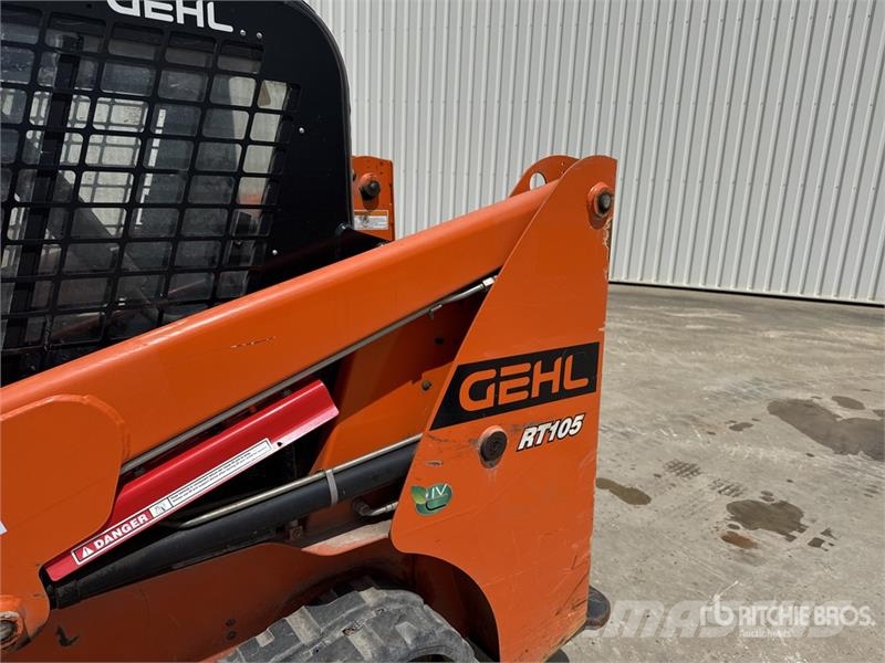 Gehl RT105 Chargeuse Compacte Sur Chenilles Compact Tra Skid steer mini utovarivači