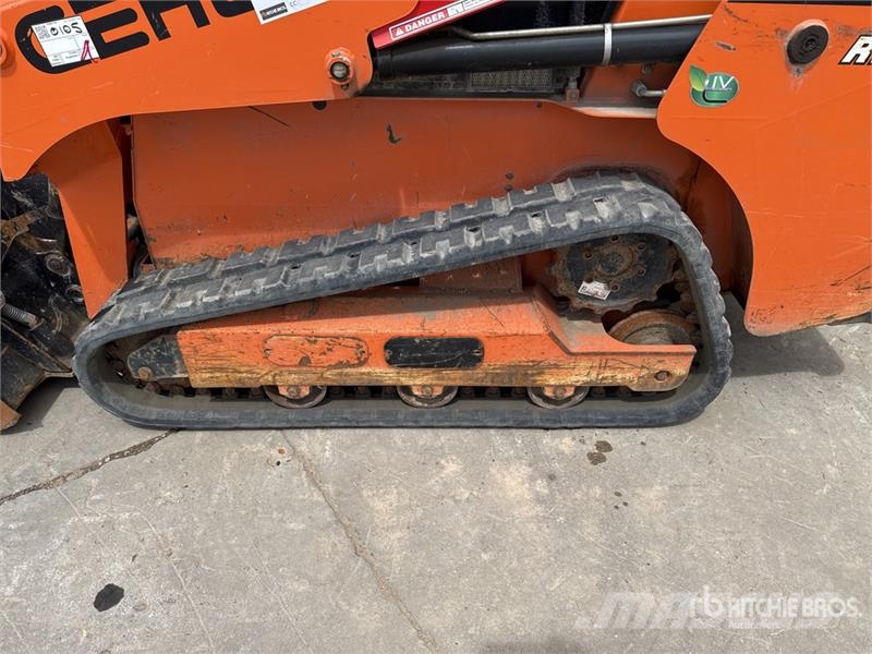 Gehl RT105 Chargeuse Compacte Sur Chenilles Compact Tra Skid steer mini utovarivači
