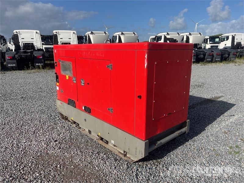  Genelec GRFW50T5 50 kVA Generator Set Dīzeļģeneratori