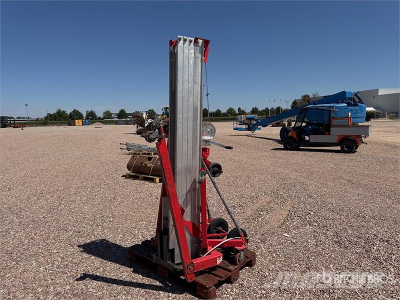 Genie Elevateur Mecanique Mecanical Lift Stavebníctvo - ostatné