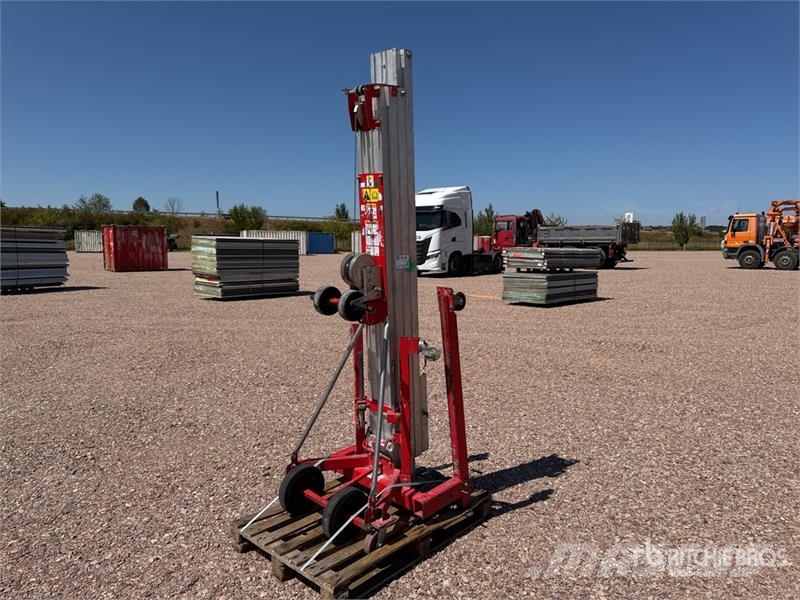 Genie Elevateur Mecanique Mecanical Lift Stavebníctvo - ostatné