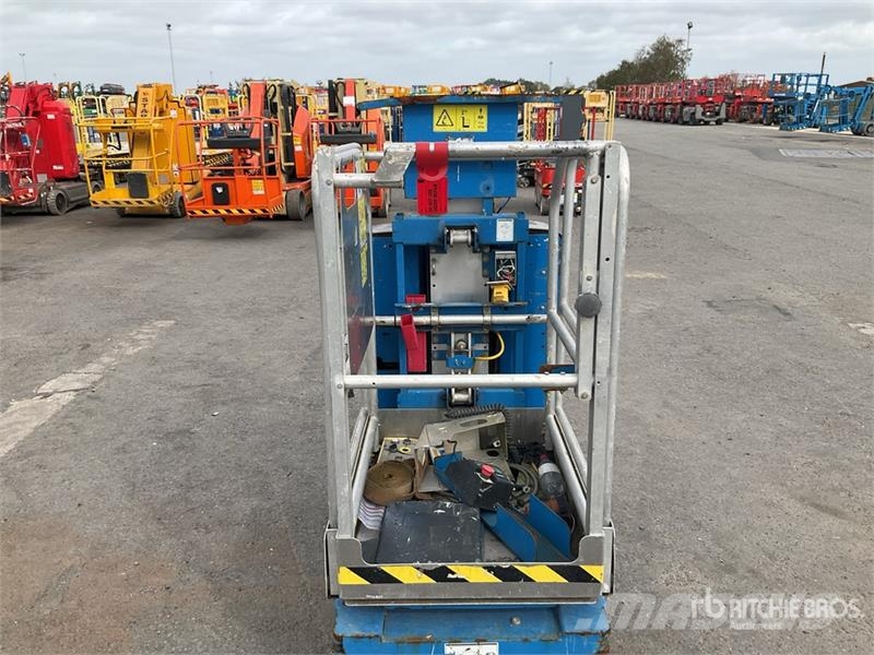 Genie GR-15 Vertikaalsed mast tõstukid