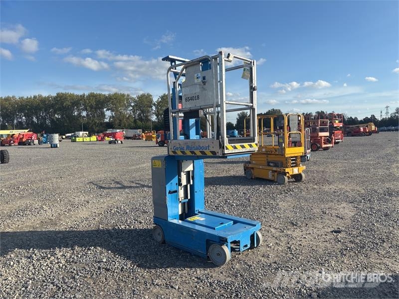 Genie GR-15 Vertical Mast Lift رافعات السارية الرأسية