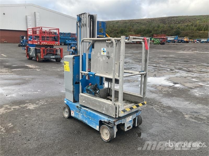 Genie GR-20 Vertical Mast Lift رافعات السارية الرأسية