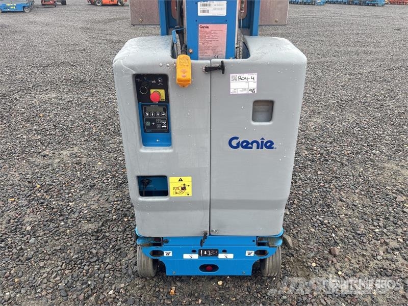 Genie GR15 Vertical Mast Lift Vertikalna dvigala