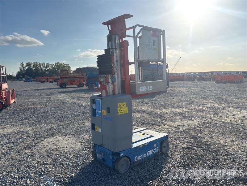 Genie GR15 Vertical Mast Lift Personenliften en invalideliften