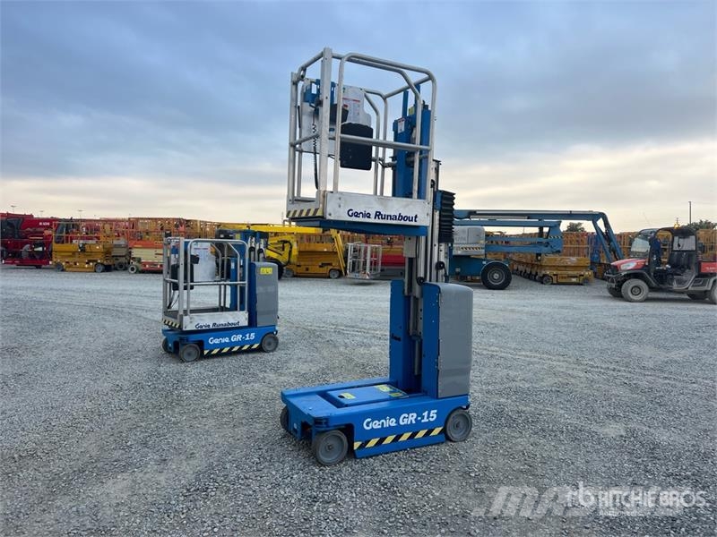 Genie GR15 Vertical Mast Lift Used Personnel lifts and access elevators