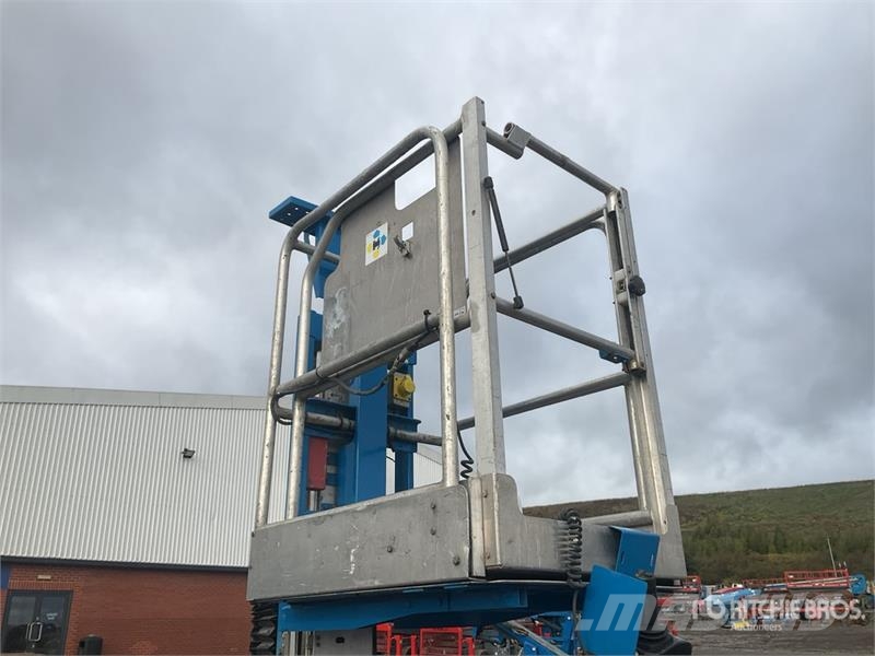 Genie GR15 Vertical Mast Lift رافعات السارية الرأسية