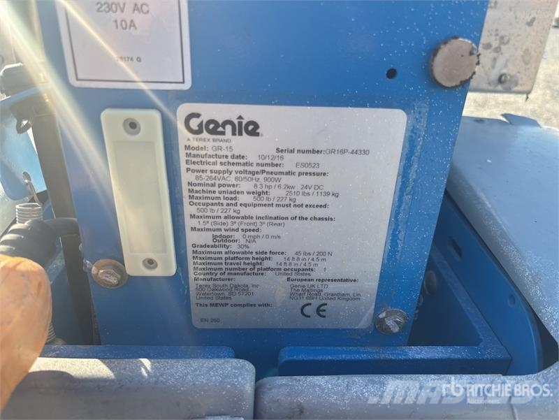Genie GR15 Vertical Mast Lift Personenliften en invalideliften
