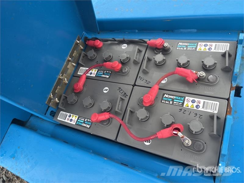 Genie GR15 Vertical Mast Lift Personenliften en invalideliften