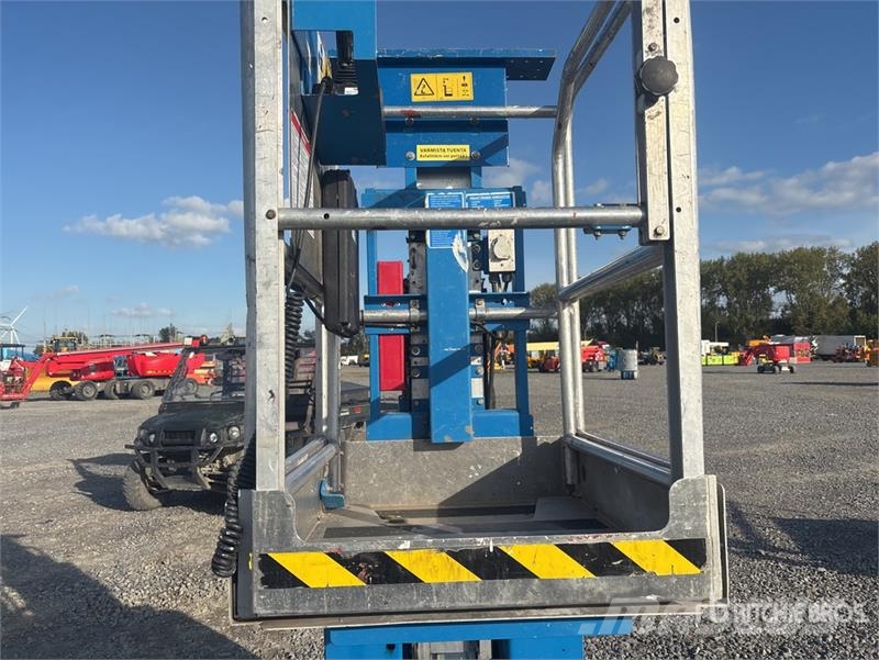 Genie GR15 Vertical Mast Lift Personenliften en invalideliften