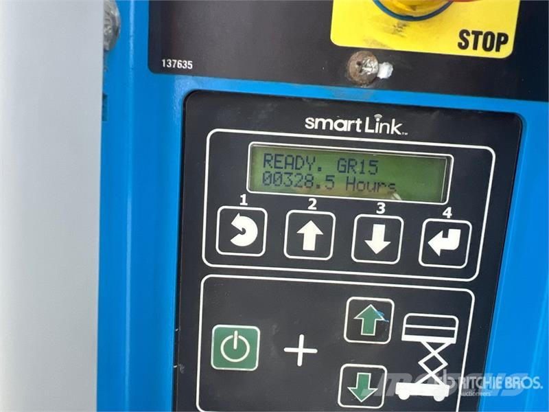 Genie GR15 Vertical Mast Lift Used Personnel lifts and access elevators