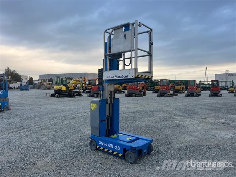 Genie GR15 Vertical Mast Lift Used Personnel lifts and access elevators