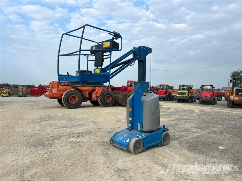 Genie GR26J Vertical Mast Lift Mât vertical