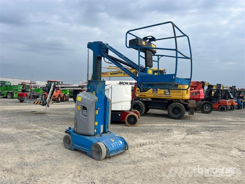 Genie GR26J Vertical Mast Lift Mât vertical