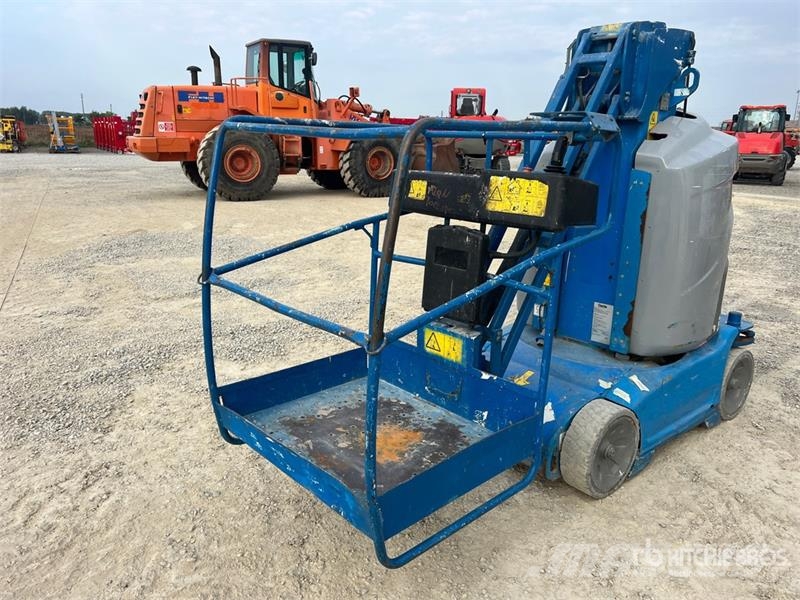 Genie GR26J Vertical Mast Lift Mât vertical