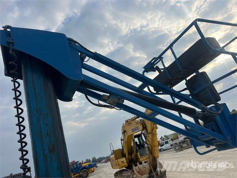 Genie GR26J Vertical Mast Lift Mât vertical