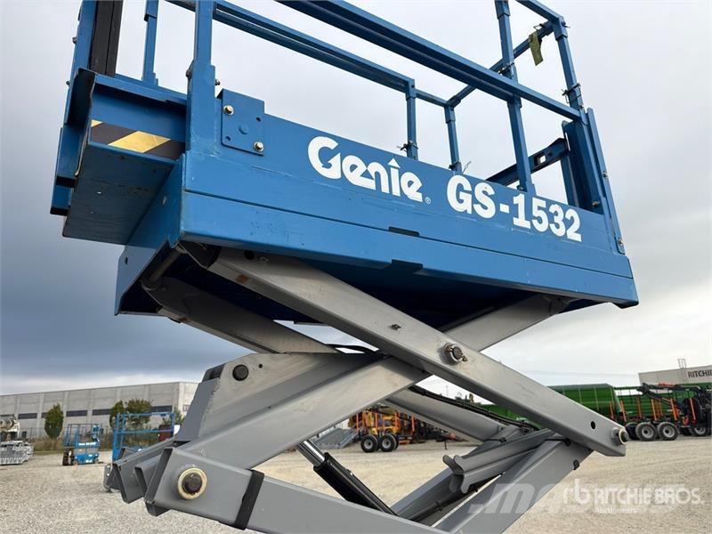 Genie GS-1532 Scissor Lift Scissor lifts