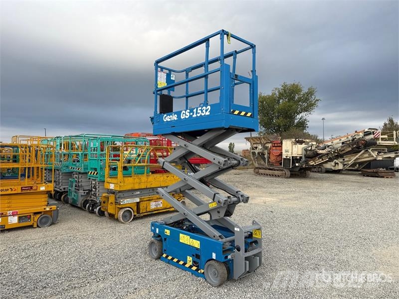 Genie GS-1532 Scissor Lift Scissor lifts
