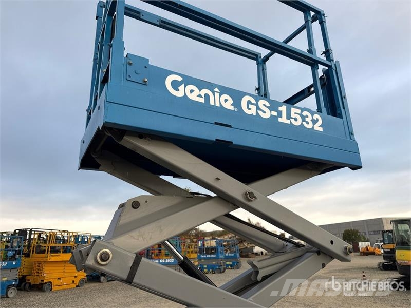 Genie GS-1532 Scissor Lift Scissor lifts