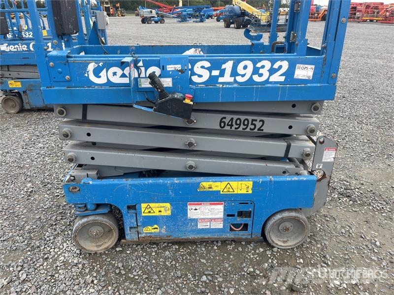 Genie GS-1932 Electric Scissor Lift Škarjaste dvižne ploščadi