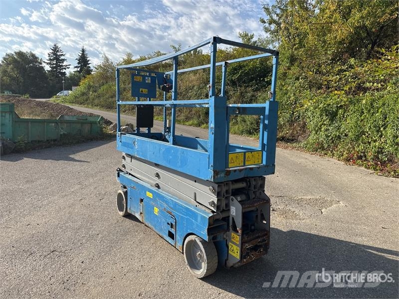 Genie GS-2032 剪叉式升降机