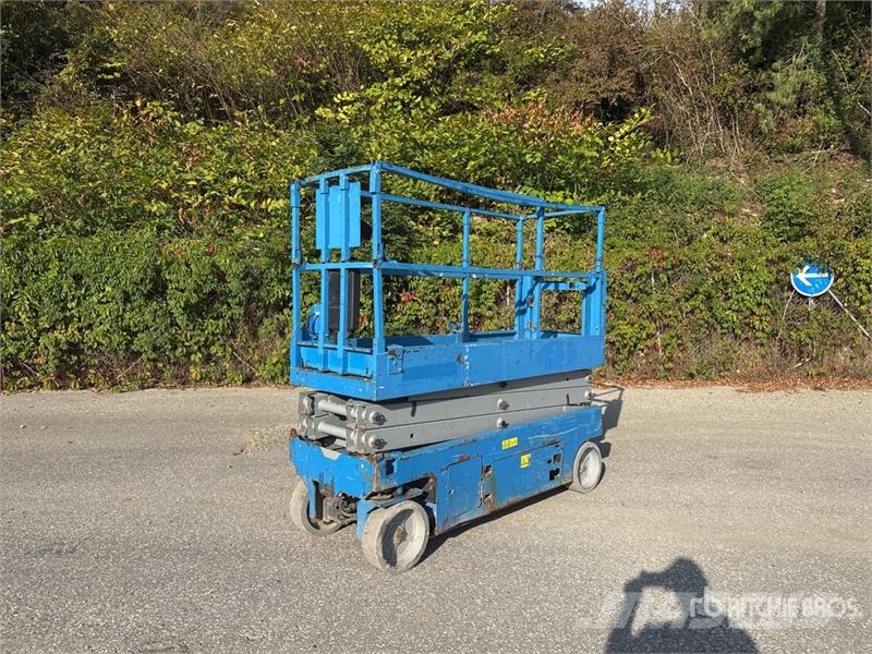 Genie GS-2032 剪叉式升降机