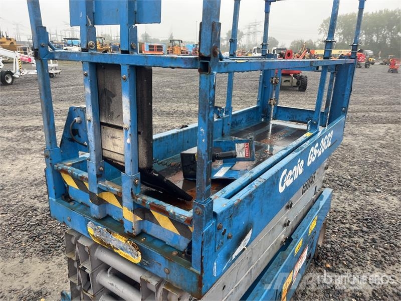 Genie GS-2632 Electric Scissor Lift Ollós emelők