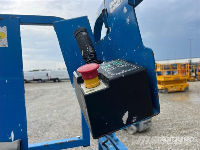 Genie GS-2646 Scissor lifts