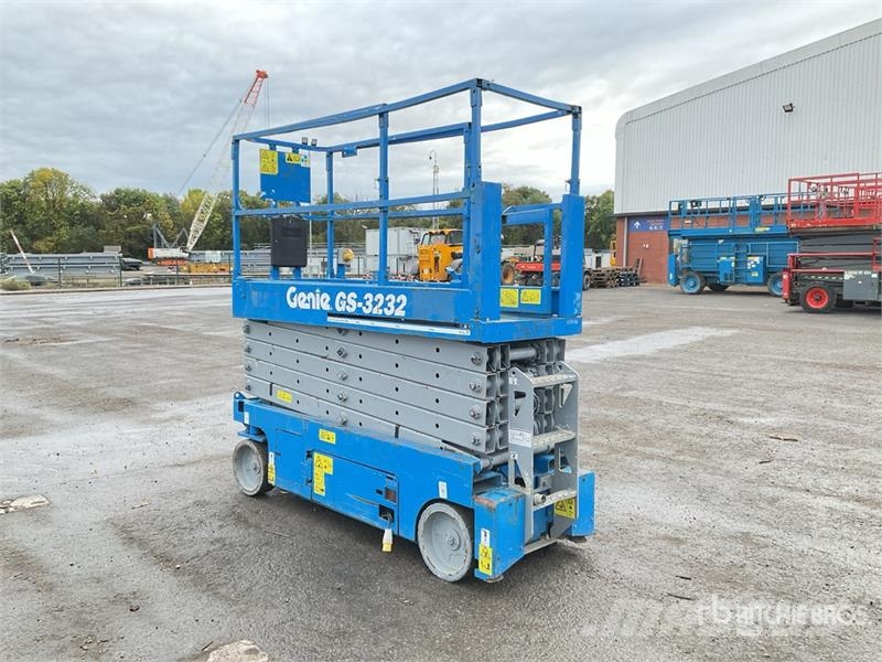 Genie GS-3232 Scissor lifts