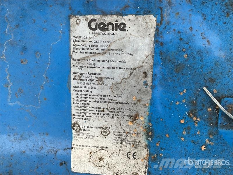 Genie GS-3232 Scissor lifts